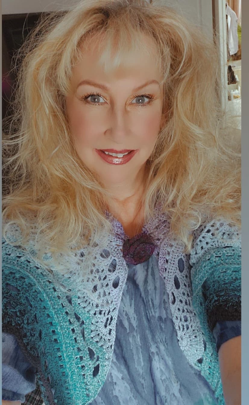 Lynn Marie Mindel